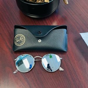 Ray-Ban RB3447 Round Flash Lenses Sunglasses